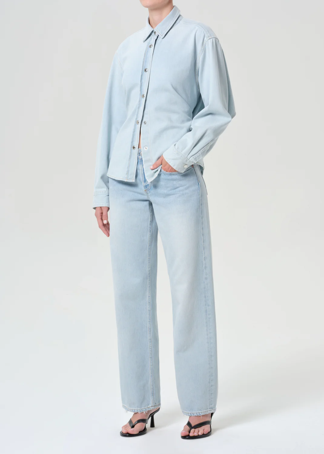 Theo Shirt (Weightless) in Link - Image 5