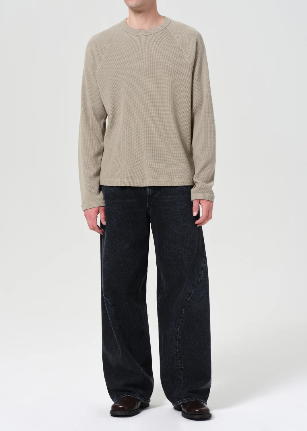 Twist Front Curve Jean in Ikon - Image 2