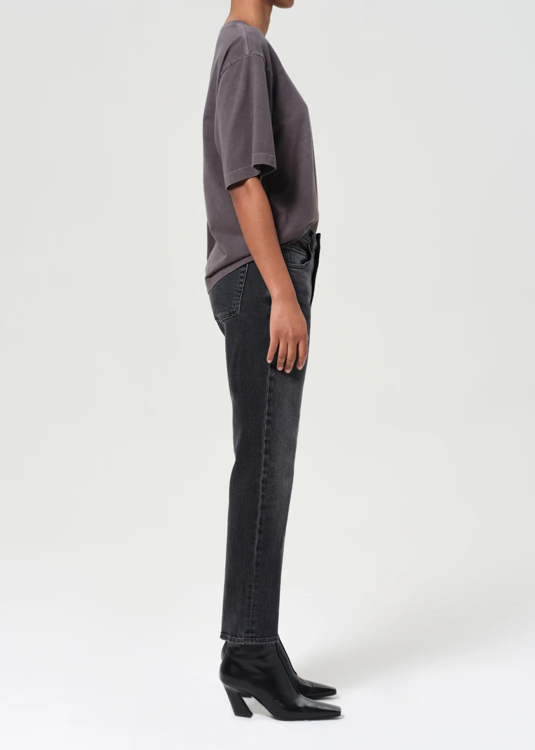 Valen Jean (Weightless Stretch) in Radius - Image 3