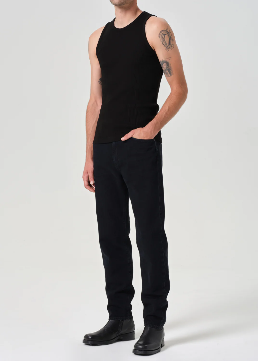 Viggo Tank in Black - Image 5