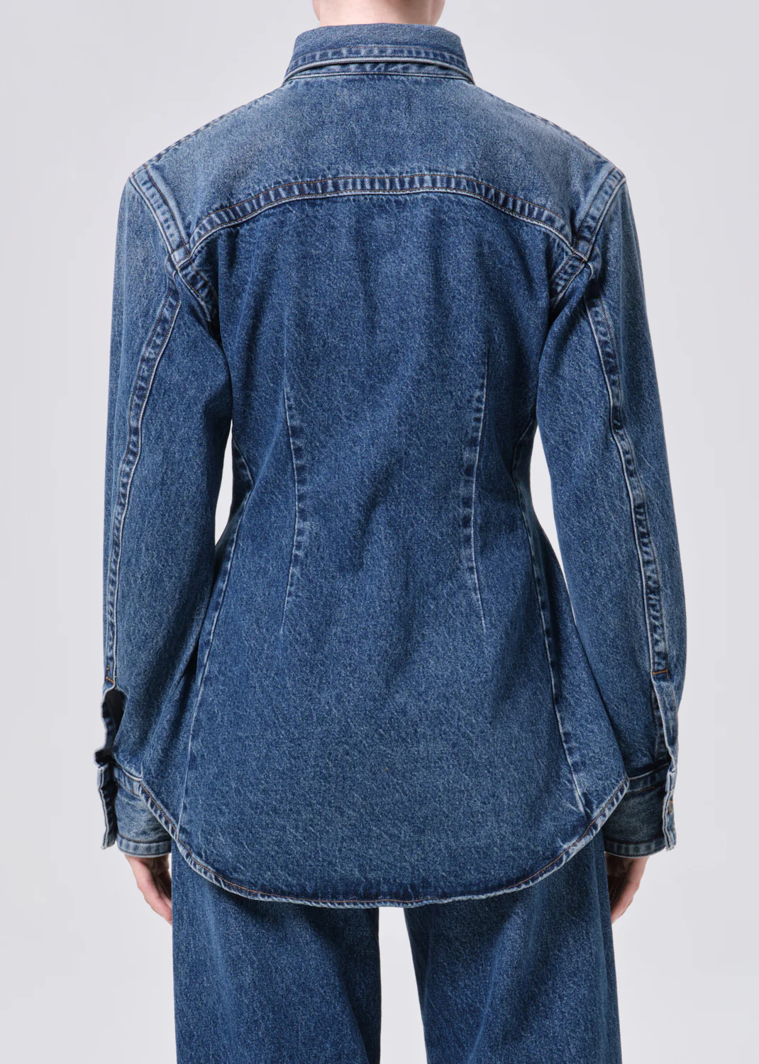 Wilma Shirt (Weightless) in Form - Image 3