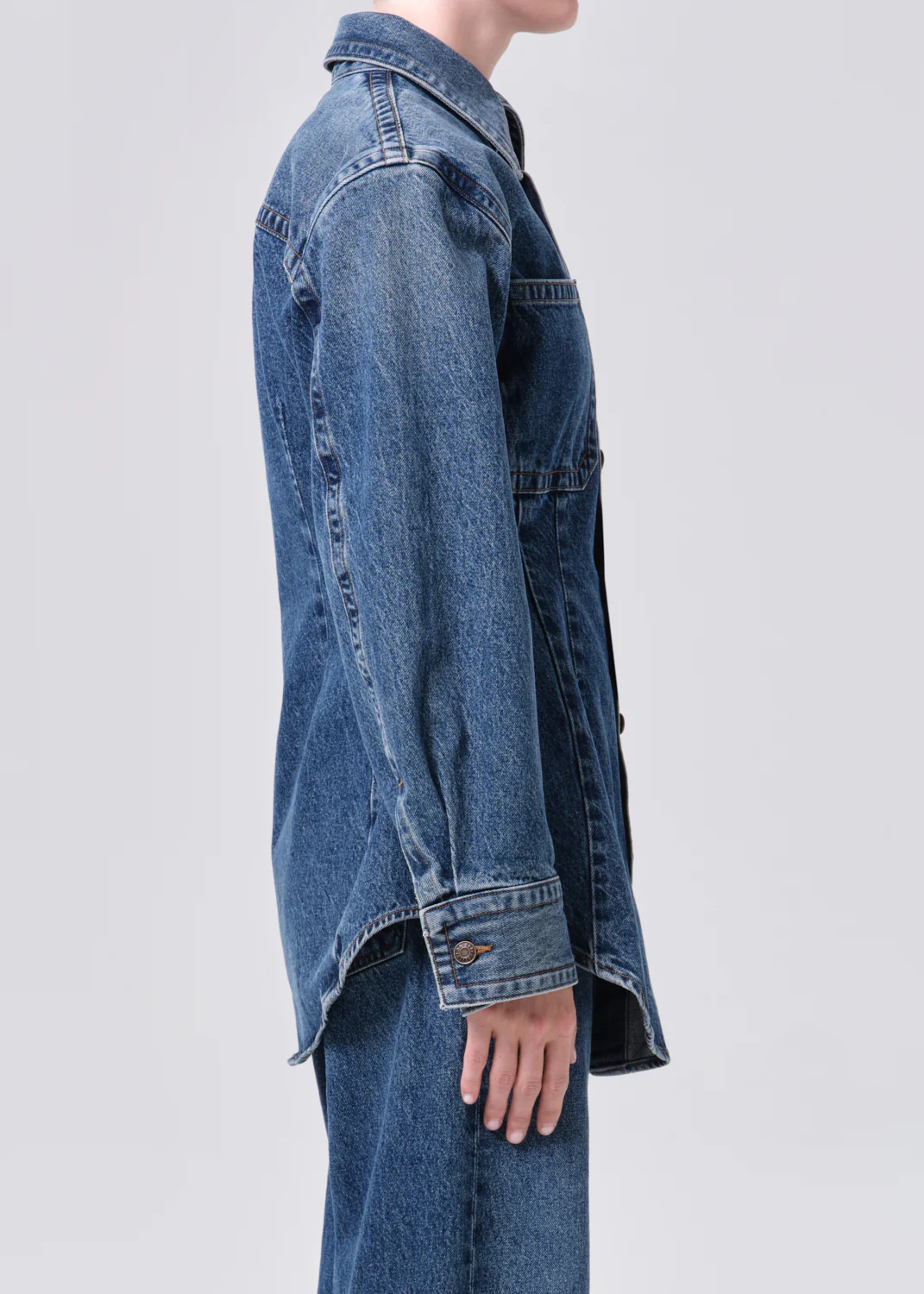 Wilma Shirt (Weightless) in Form - Image 4